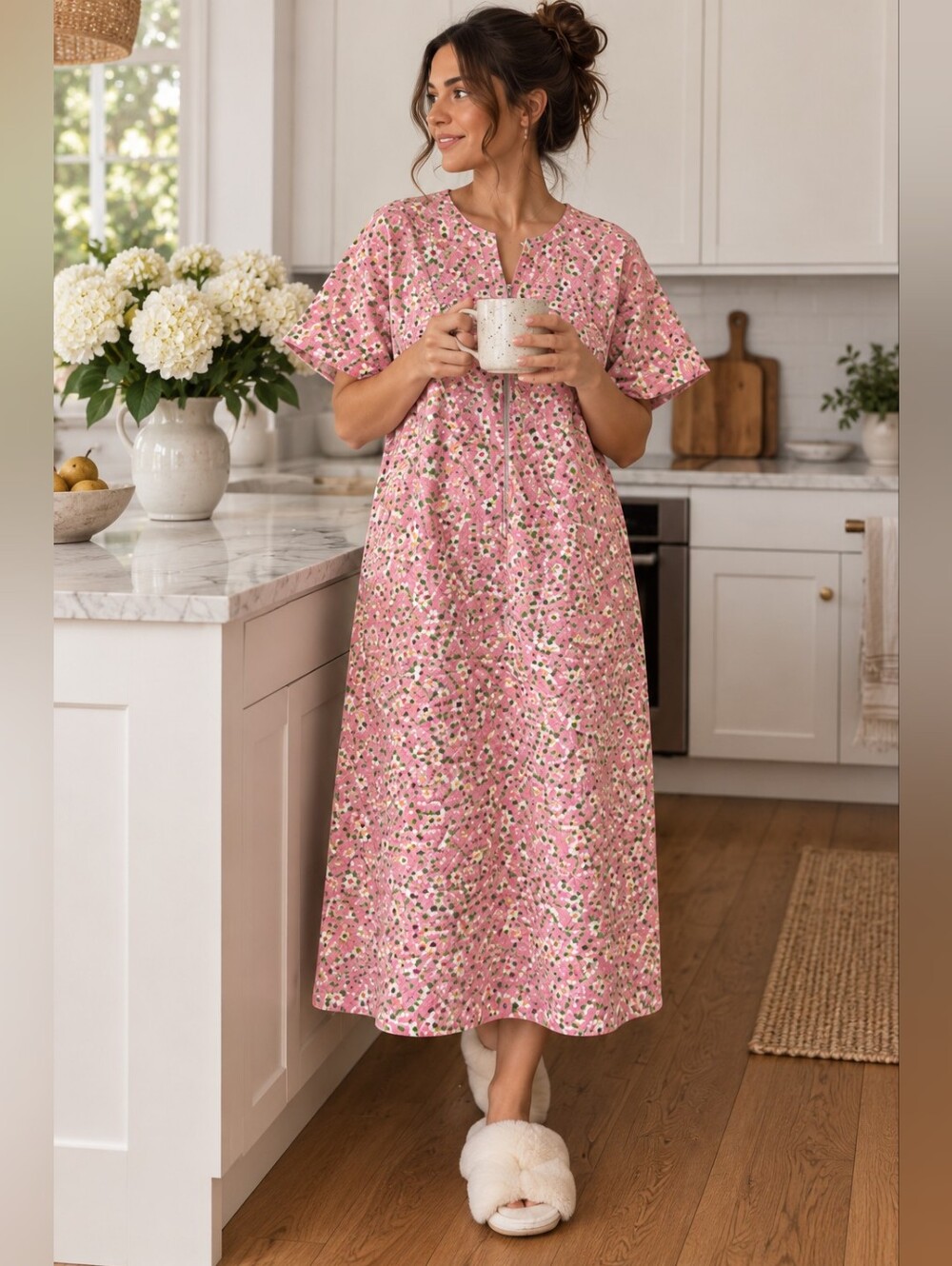 Vintage 70s Quilted Housecoat Robe Pink Floral Cottagecore Grandmacore Handmade